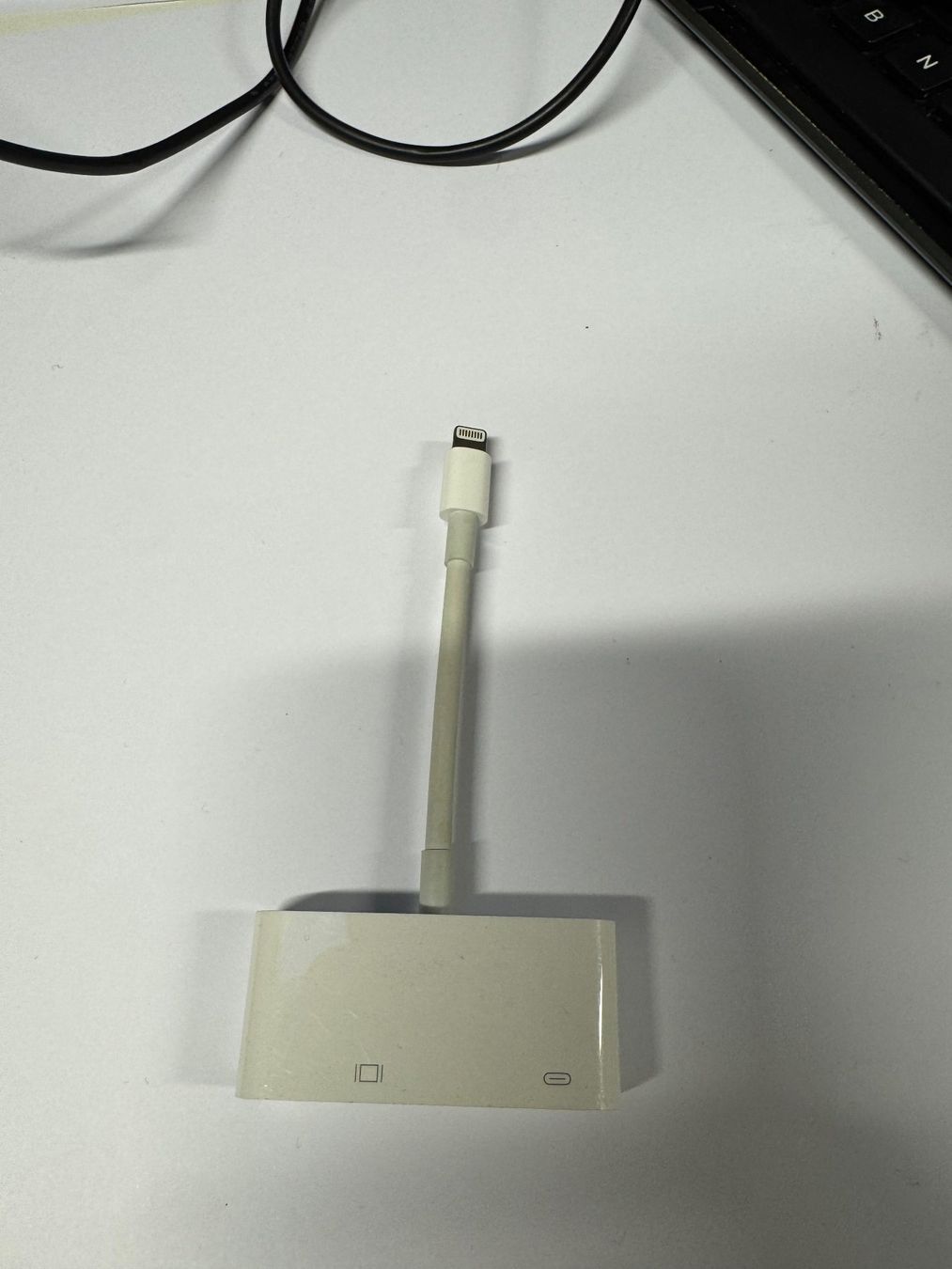 Apple Unità & Adattatore: Apple Lighting auf VGA Adapter – Usato da Frauenfeld venduto da cinque