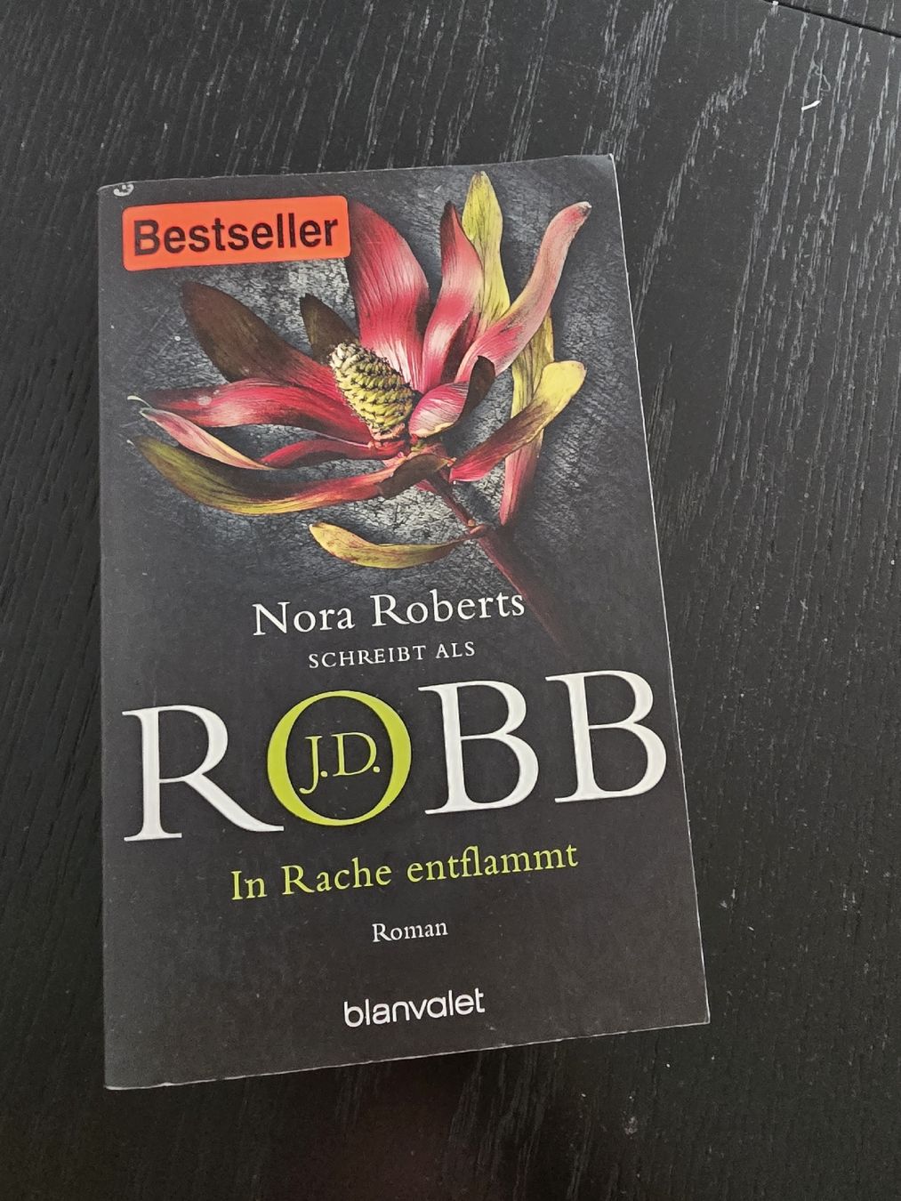 Libri: Nora Roberts -> In Rache entflammt – Usato da Knonau venduto da Vrony6
