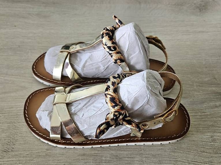 Replay Schuhe für Mädchen: REPLAY Mädchen Sandalen Gr. 35 – Neu (gemäss Beschreibung) aus Zug von nikspk