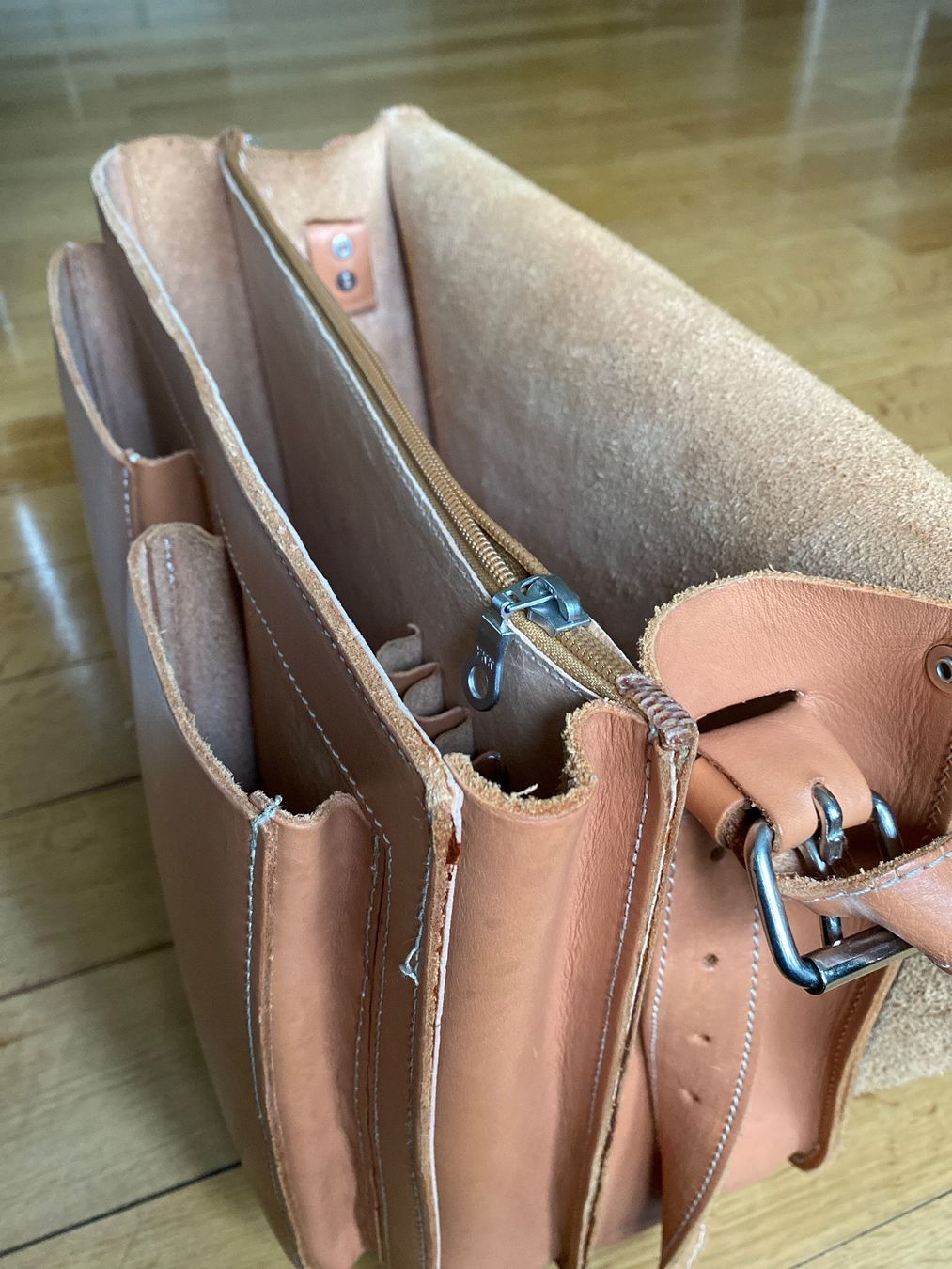 Borse: Ledertasche/Umhängetasche Damen braun – Usato da Luzern venduto da msl_7rrc 1