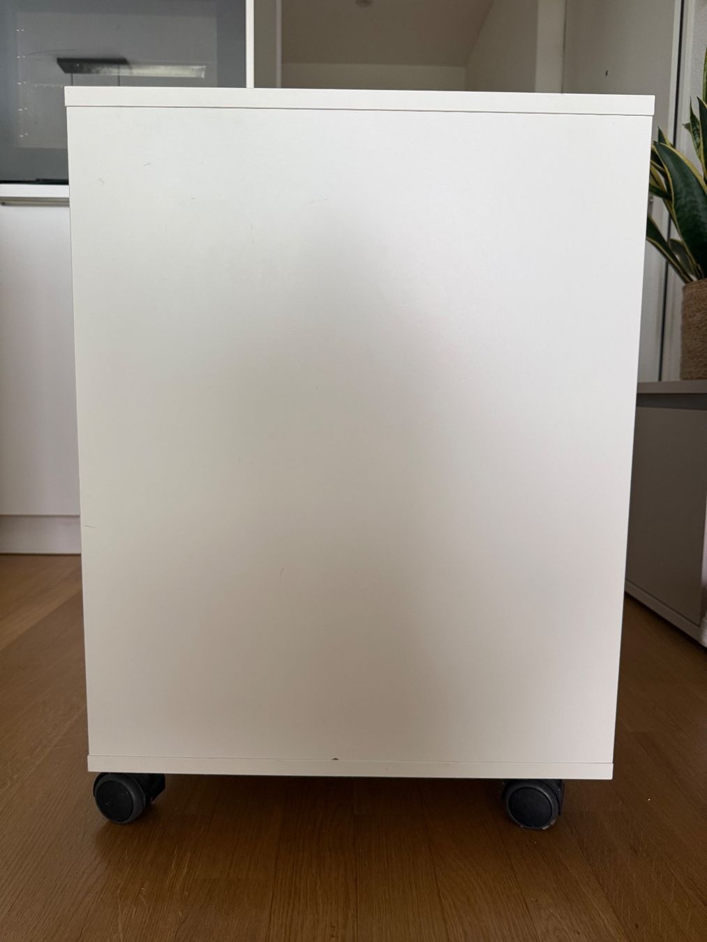 Ikea Eléments de bureau: Schubladenkomode IKEA Alex weiss mit Rollen gebraucht – D'occasion à Tägerwilen par ron_zzr5 2