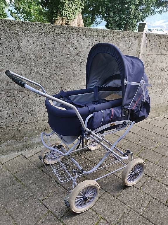 Carrozzine: Vintage Kinderwagen – Usato da Schwyz venduto da Francesca54