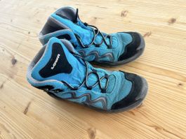 Lowa Trekkingschuhe 37