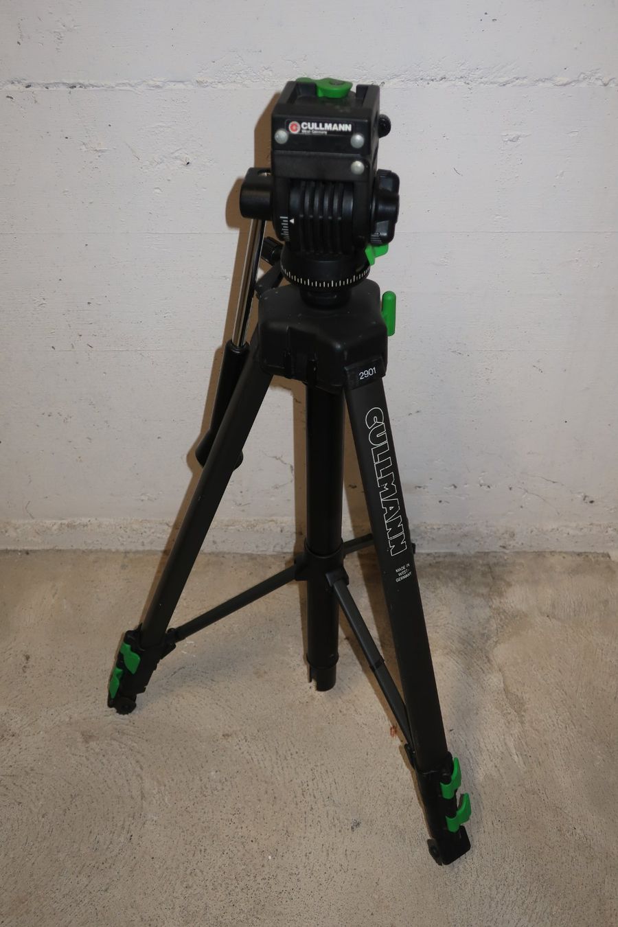 Treppiedi & Teste: Stativ Cullmann 2901 ohne Platte – Usato da Zürich venduto da dnk_nrd8 1