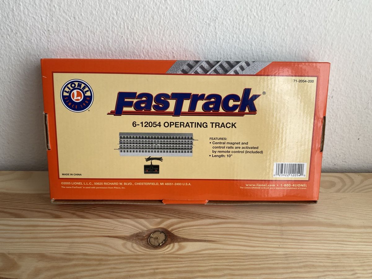 Lionel Modellini di ferrovie: Lionel Fastrack Operating Track 6-12054 – Nuovo e nell'imballaggio originale da Luzern venduto da fairflip 1