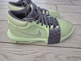baskets nike basketball 39