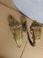 2 antike Bronze Vorhangstangenhalter oder Raffhalter