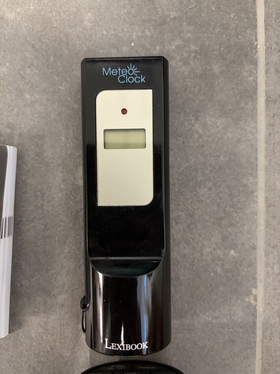Altro per la casa: Lexibook MeteoClock Elegance SM1800+ASM30 Komplettset – Usato da Aeschi SO venduto da Bluemail 3