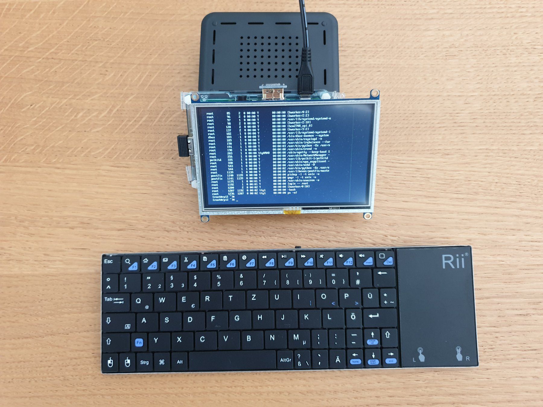 Raspberry Pi PCs: 3 x raspberry PI model 2 mit diversem Zubehör – D'occasion à Ohmstal par p-51d
