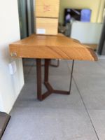 Massiver Baumtisch/Beistelltisch aus Nussbaum Naturkante ...