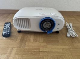 EPSON Home Projektor