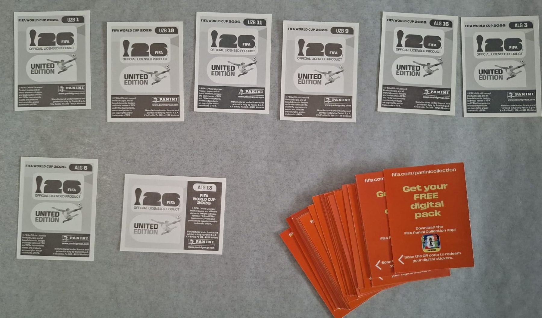 Panini Carte collezionabili: Bundle 220+ Stickers Panini World Cup 2026 + 30 Voucher Code – Nuovo e nell'imballaggio originale da Uvrier venduto da har_5k9n 8