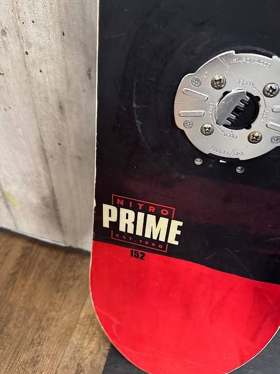 Boards: Nitro Prime Snowboard 152 cm  All Mountain  Schwarz/Rot – Gebraucht aus Sursee von pilatus.sport 2
