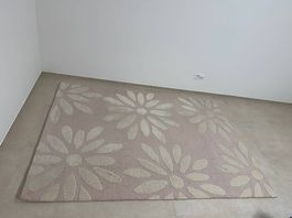 Safavieh Wollteppich Daisy Pink - 180 x 240 cm- Zustand Neu