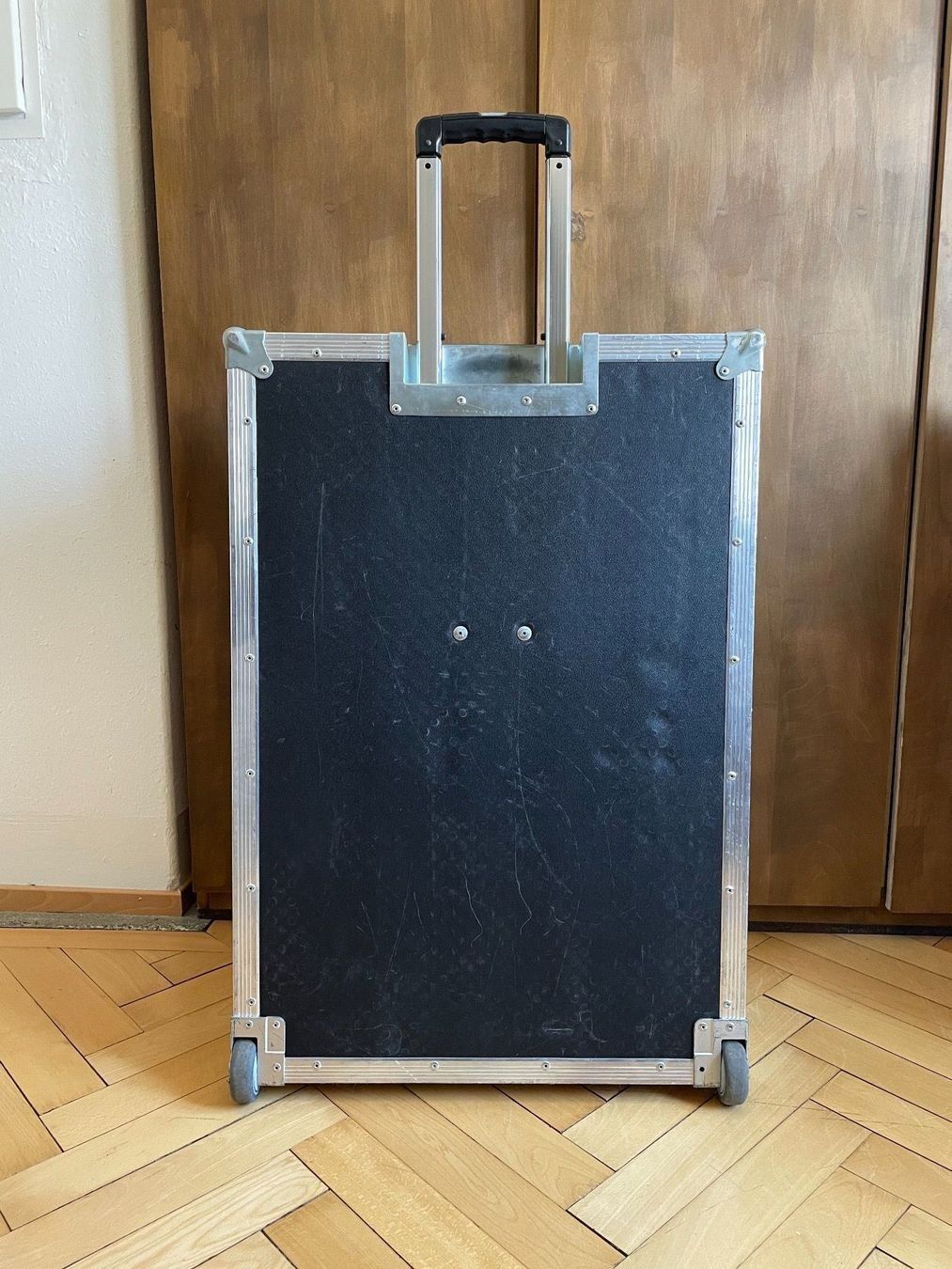 Strumenti musicali: Pedalboard mit Rollencase – Usato da Chur venduto da Pcapaul 2
