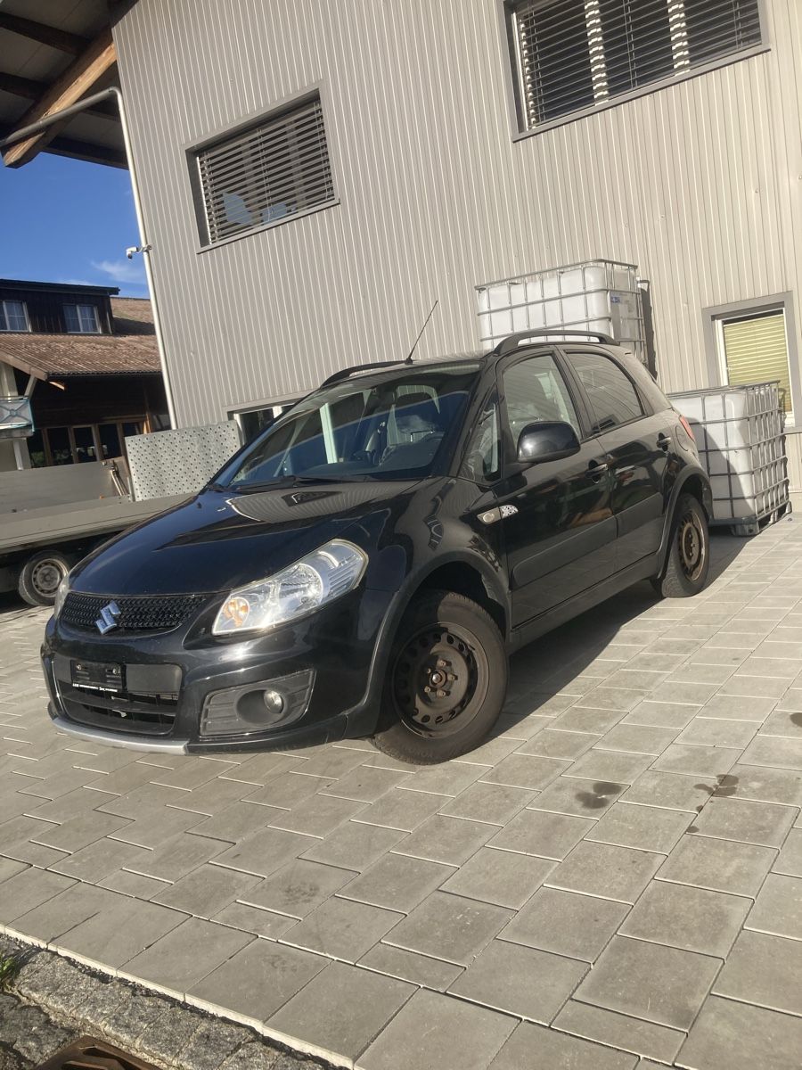 Suzuki Automobili: Suzuki SX4 – Usato da Ganterschwil venduto da Tannermechanik 1