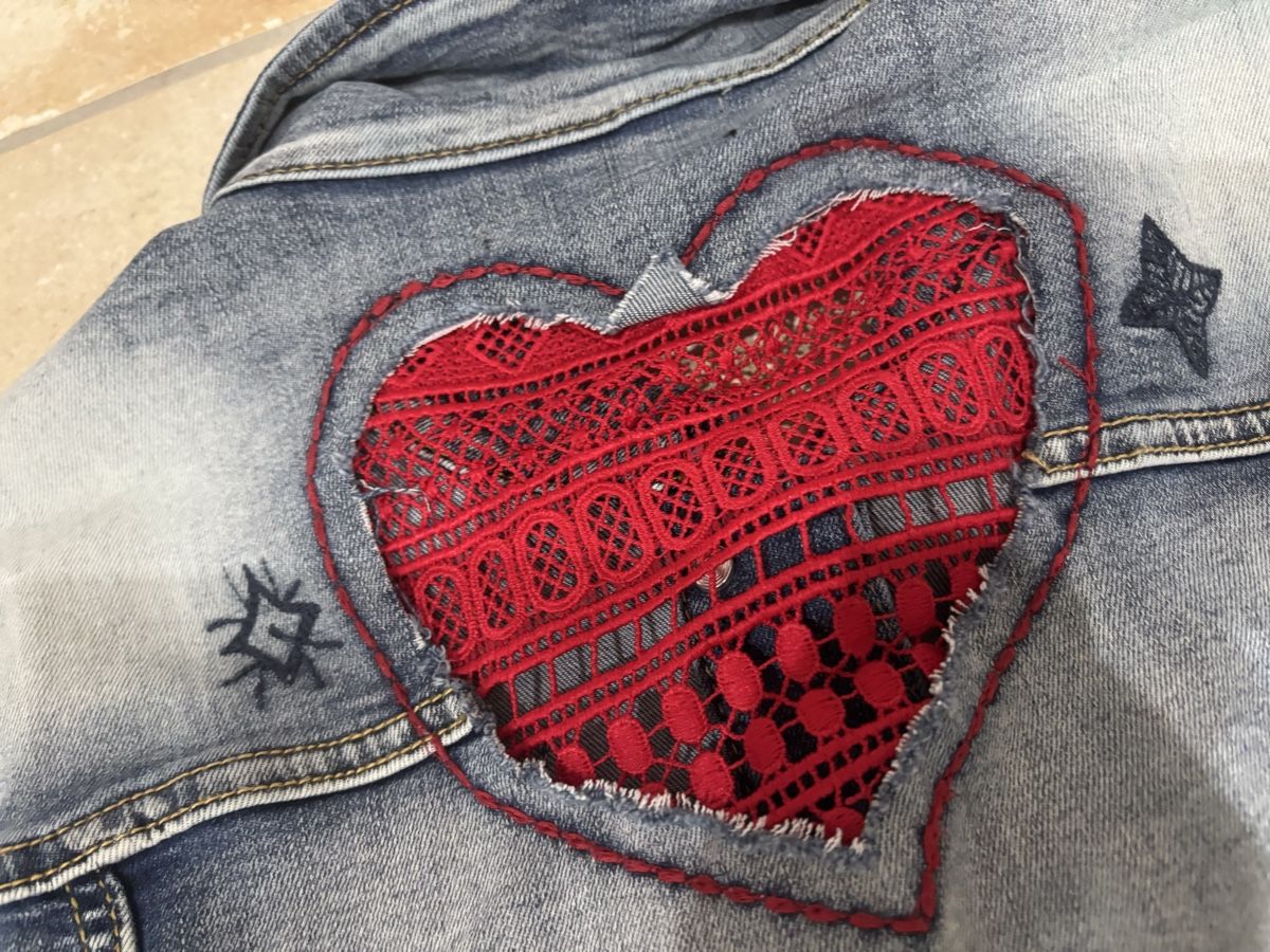 Desigual Giacche: Desigual: giacca jeans – Nuovo (secondo la descrizione) da Losone venduto da Tilly-nb7t 6