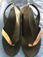 VIC MATIÉ Sommersandalen, Gr. 39.5 -39, Gold/Schwarz,