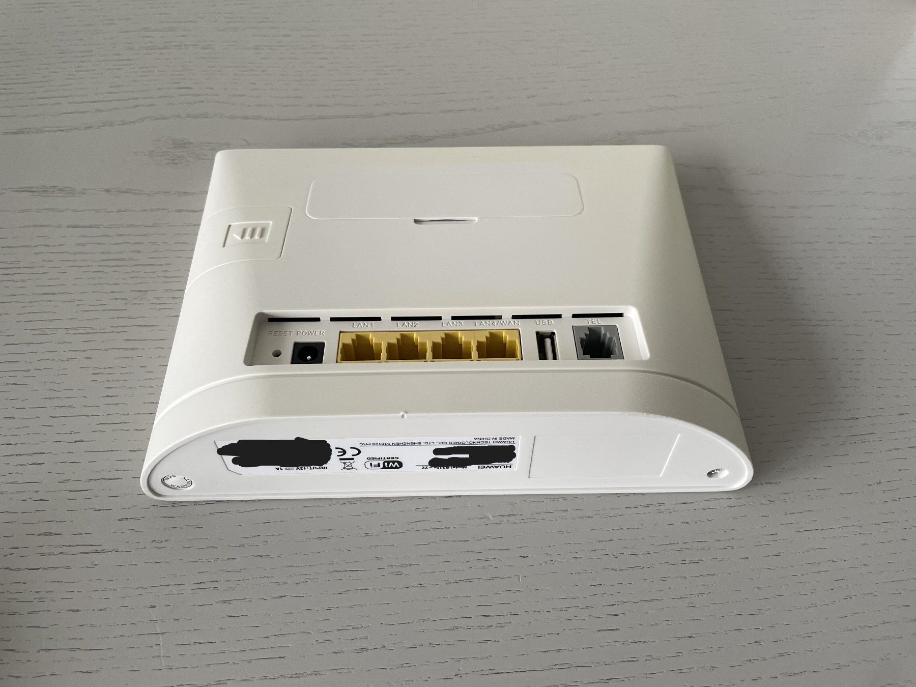 Huawei Modem & Router: HUAWEI B135s-22 4G Router – Usato da Rotkreuz venduto da AMC_International 1