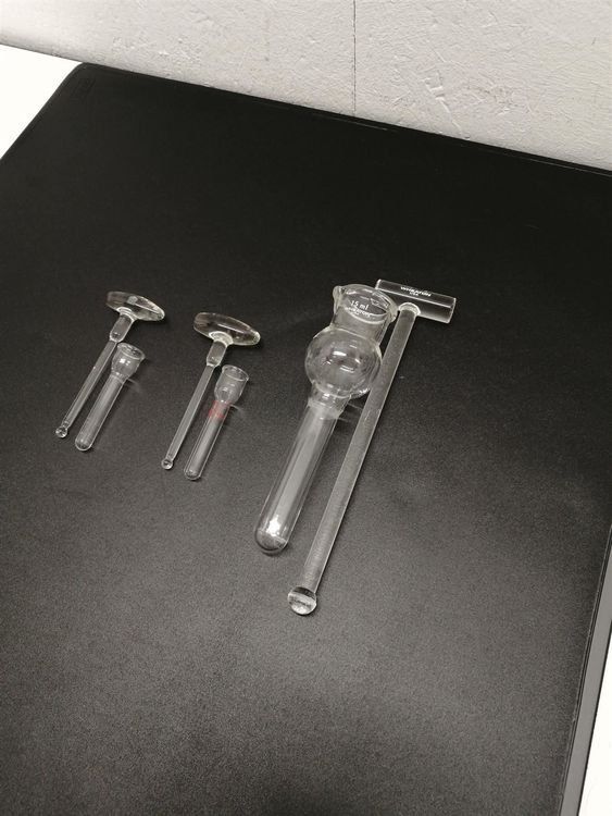 Bicchieri: Handhomogenisator 2ml / 15ml Glas – Usato da Niederdorf venduto da LeptonAG_Labor