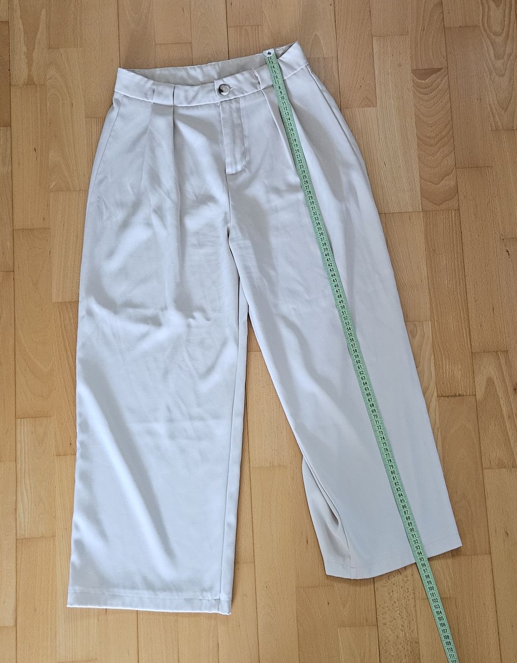 Pantaloni: Stoffhose beige Grösse M – Usato da Rombach venduto da ThriftBetter 1