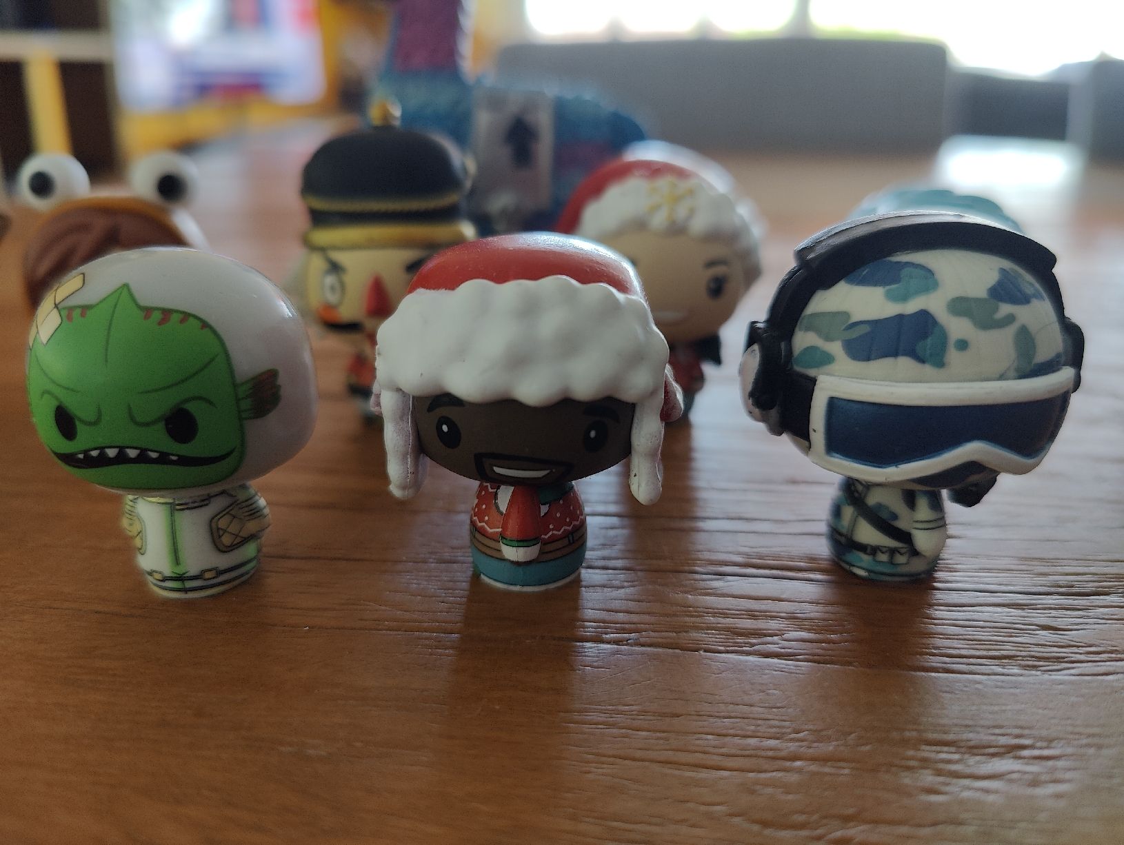 Giocattoli: Lot de 24 figurines Fortnite – Usato da Pully venduto da k-rambole 5