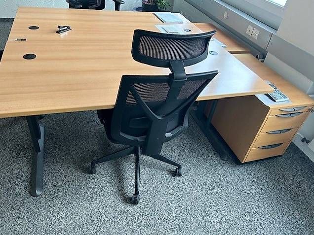 Scrivanie: 2x Bürotisch – Usato da Gerlafingen venduto da OfficePH 1