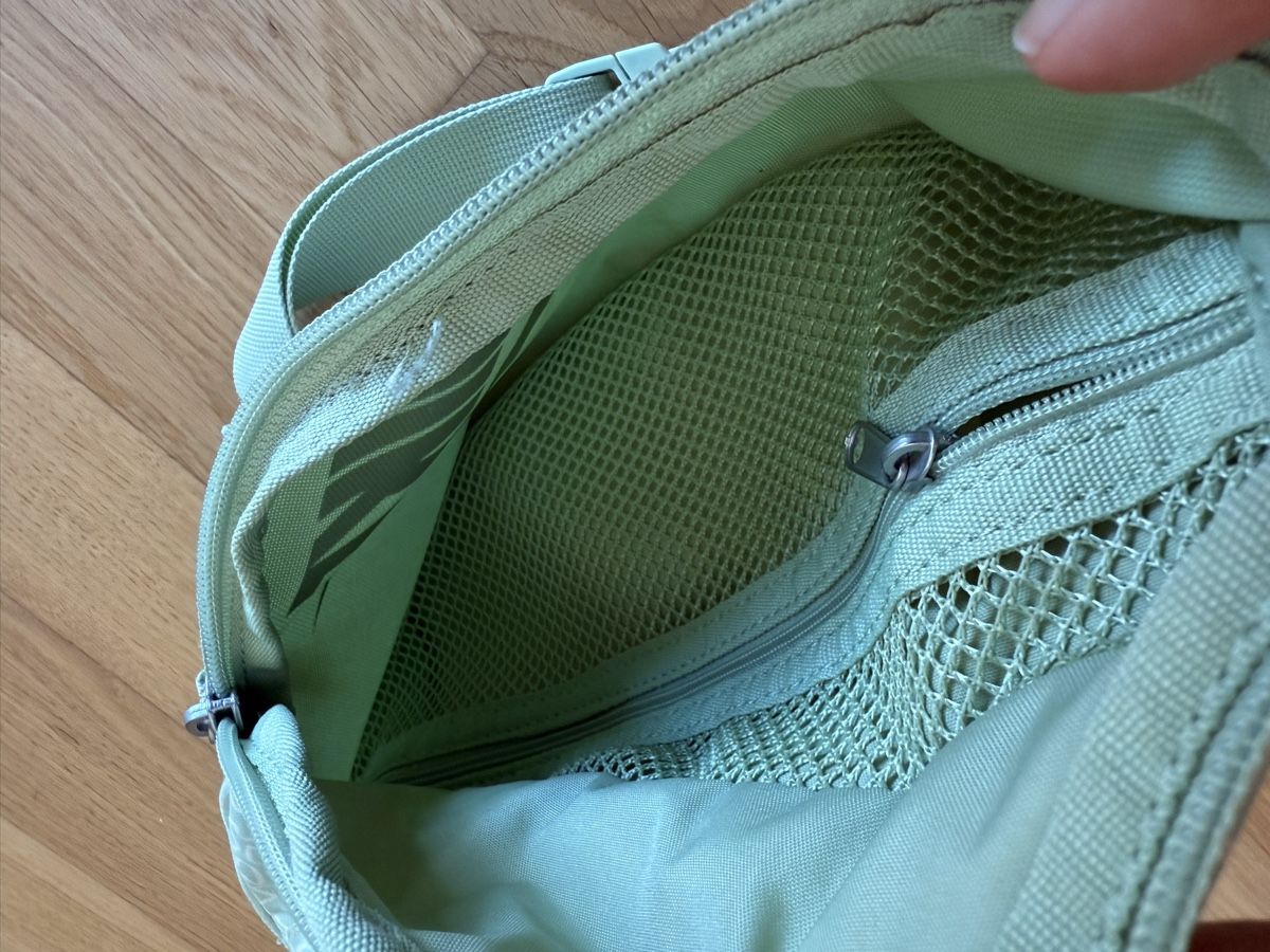 Nike Taschen: Nike Umhängetasche, mintgrün – Gebraucht aus Horw von julzzz4 2