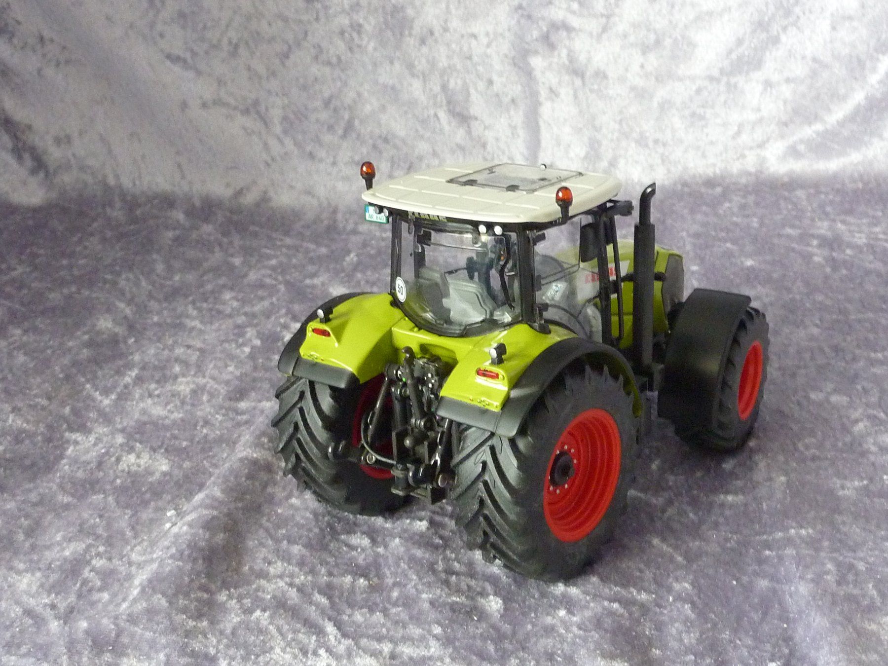 Wiking Kit di modellismo & Modellini statici: Claas Arion 640  1:32 – Nuovo (secondo la descrizione) da Dürrenäsch venduto da modellautos4you 4