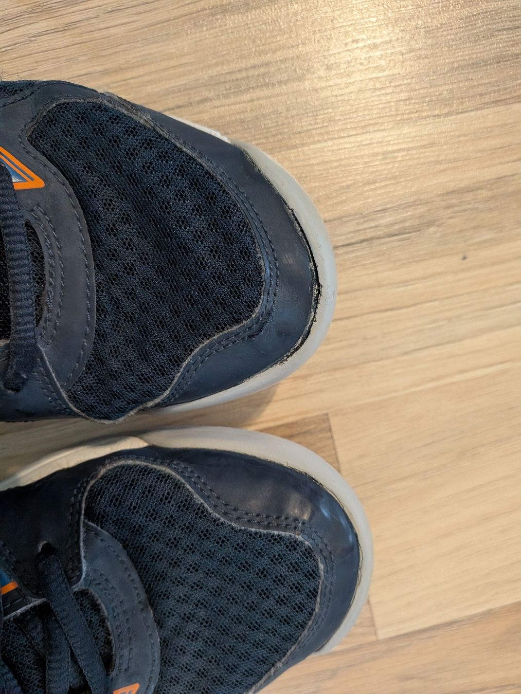 Scarpe da uomo: Hallenschuhe – Usato da Trubschachen venduto da riini01 3