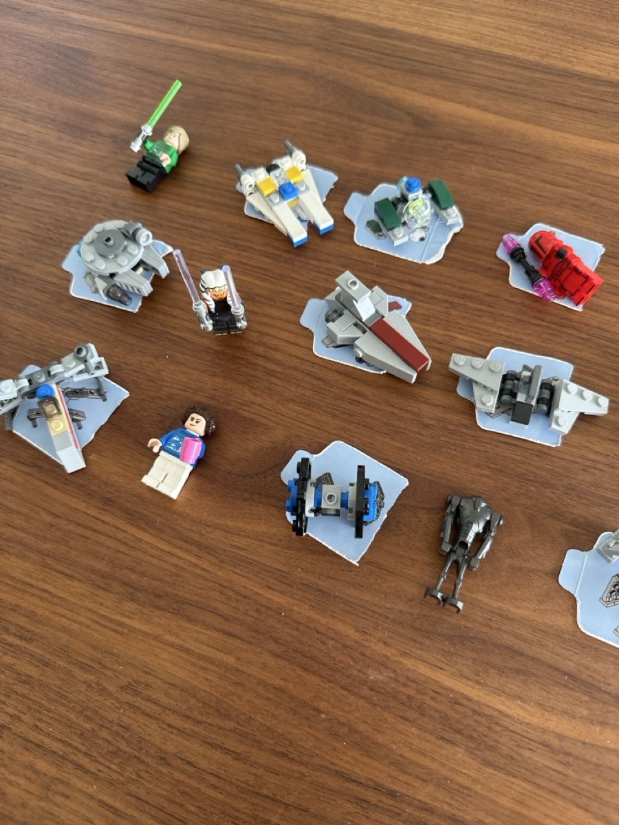 Lego Kit di costruzioni: Lego Star Wars Adventskalender 75395 – Usato da Schenkon venduto da Charlottenstrasse1 1