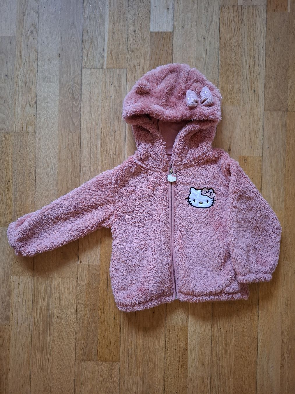 Giacche & Cappotti: Hello Kitty Faserfleece Jacke, Grösse 104 – Usato da Biel/Bienne venduto da AvasTheGreatest