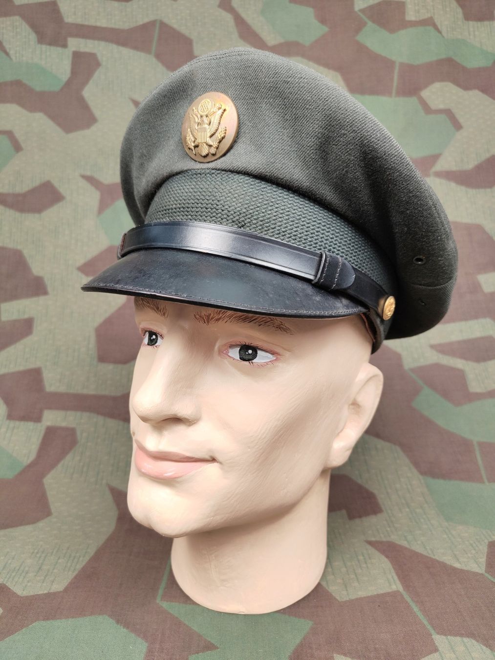 US Army Uniformi: Schirmmütze US Army, grün – Usato da Bauma venduto da SwissMilitaria