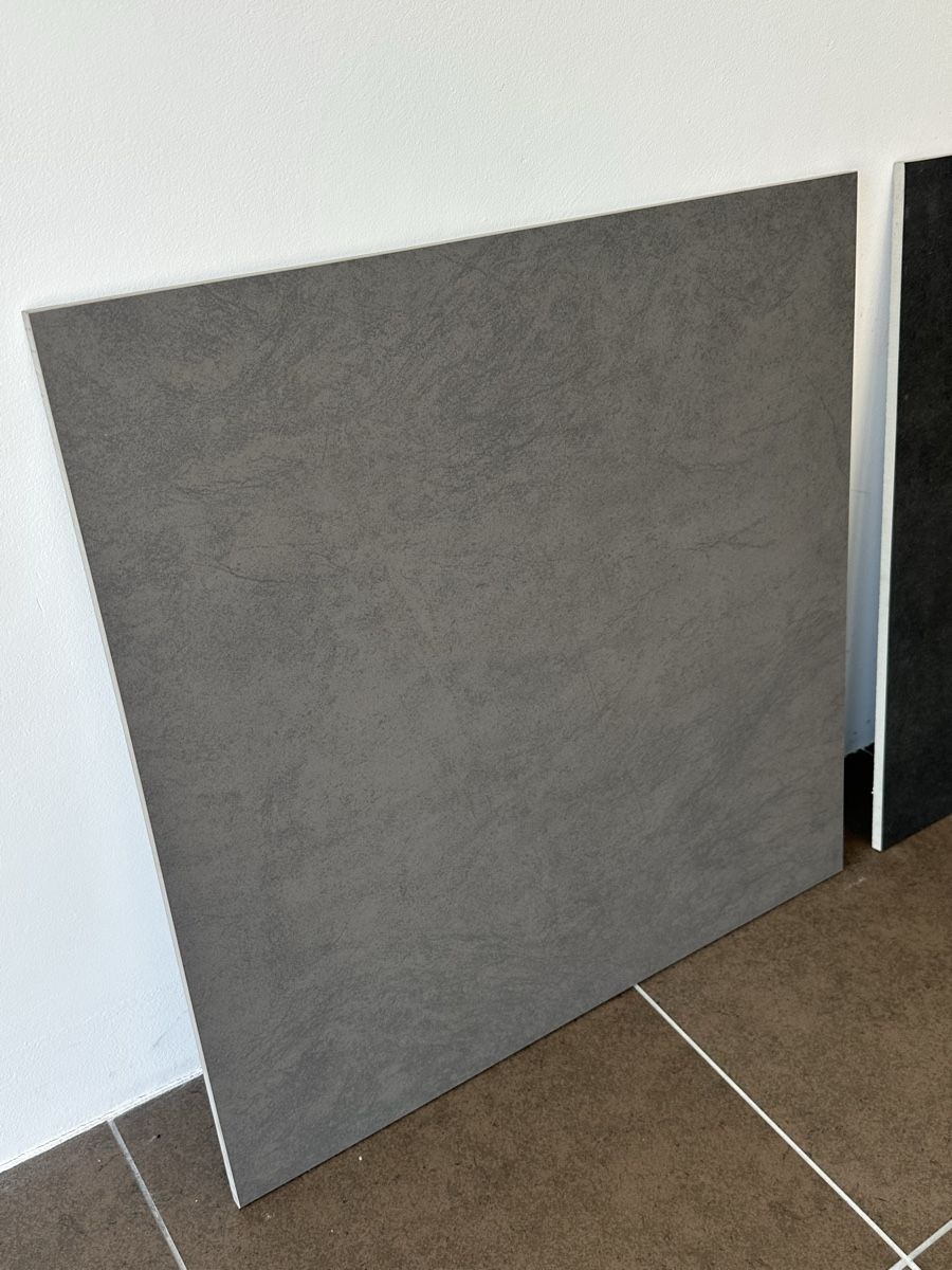 Bodenbeläge: Feinsteinzeugplatten, Grau, 60 x 60 cm, Neu – Neu und originalverpackt aus Riedt b. Erlen von SDE24 1