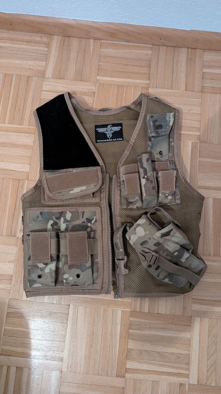 Uniformi: Tenue airsoft couleur sable - Taille L – Usato da Neuchâtel venduto da Anthony_NE
