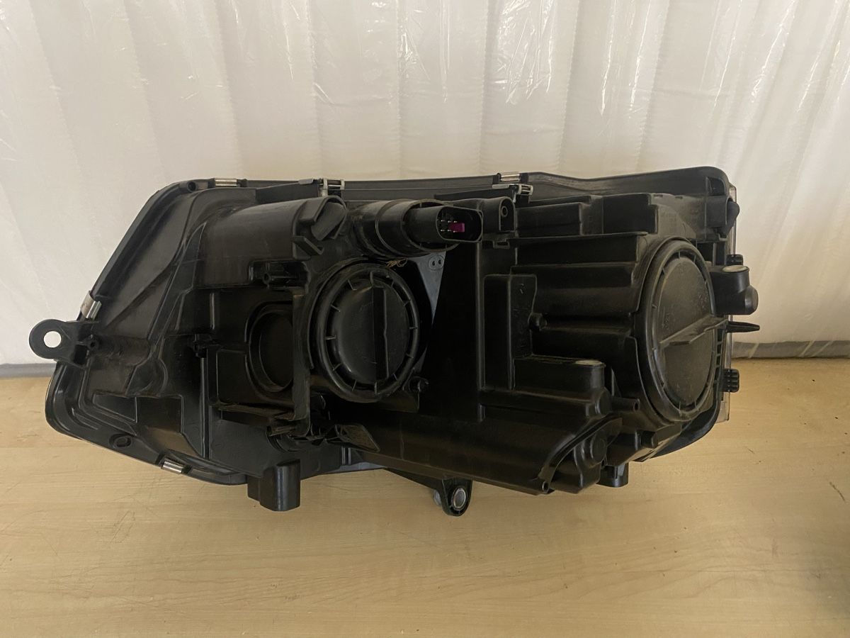 VW Fari: VW T5 Facelift 09-15 Scheinwerfer – Usato da Dürnten venduto da luschu3000 7