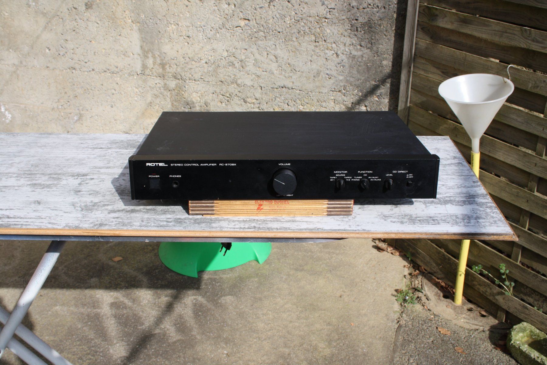 Rotel Amplificatori: VINTAGE ROTEL PREAMPLIFIER RC-870BX – Difettoso da Wauwil venduto da Pneuedy 4