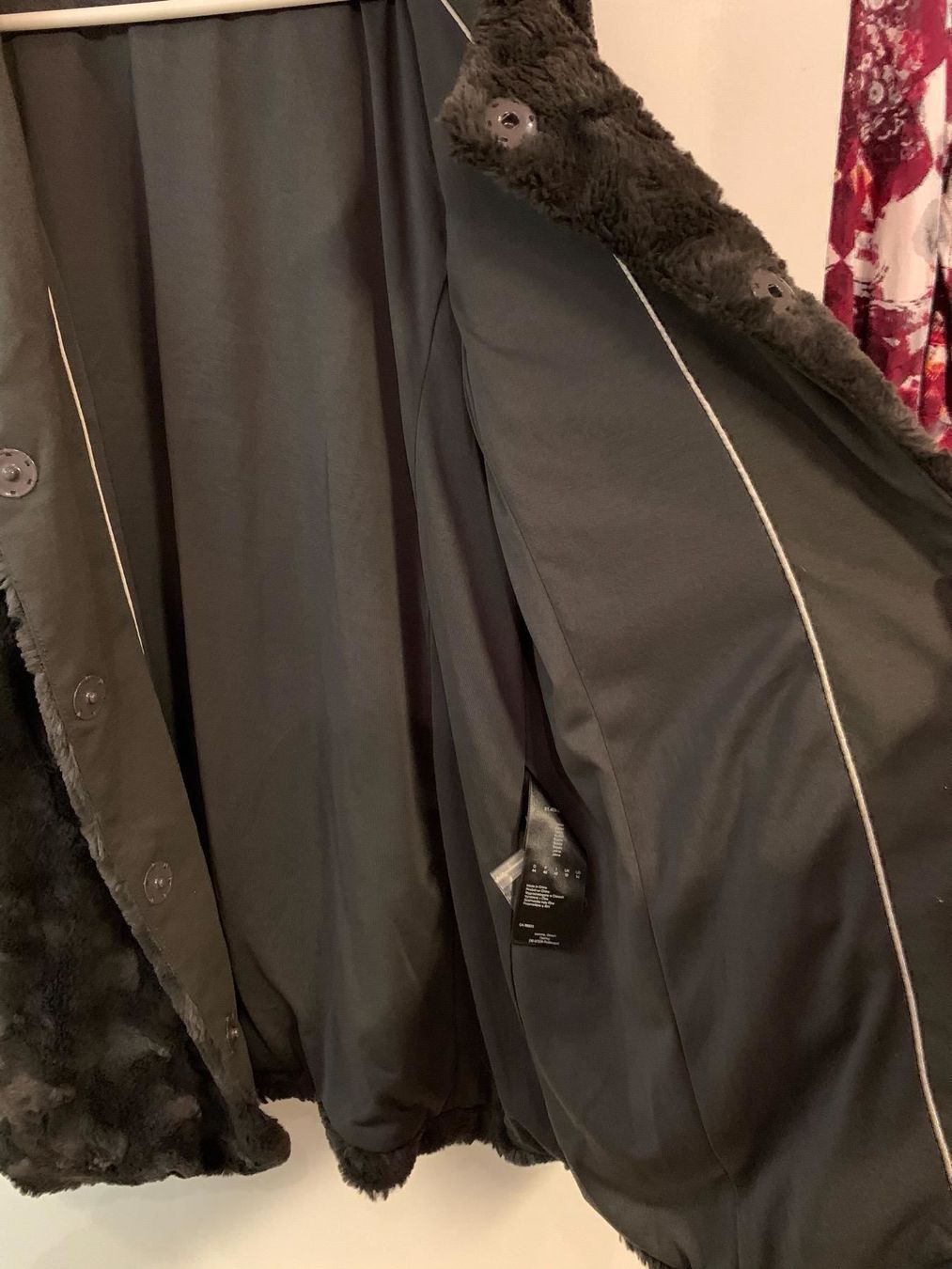 Mäntel: Fake Fur Mantel Comma Gr. M / L – Gebraucht aus Fislisbach von KolibriSecondhand 8