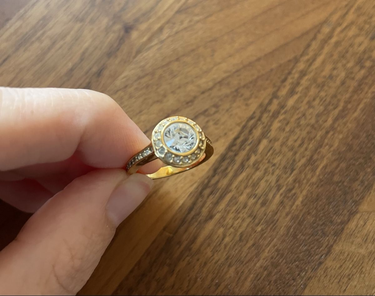Swarovski Anelli: Swarovski Ring – Usato da Winterthur venduto da shekina87 2