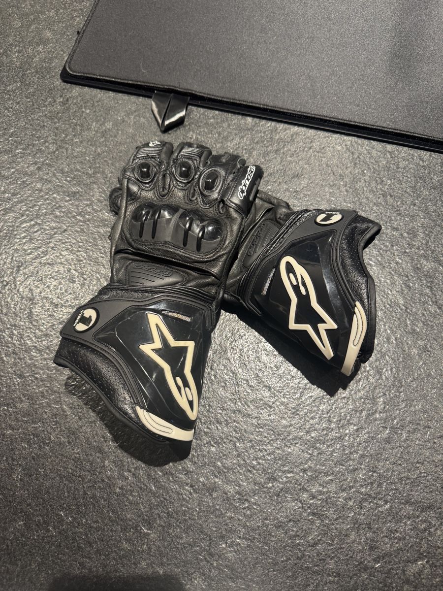 Alpinestars Autres accessoires hommes: Alpinestars Handschuh GP Pro  – D'occasion à Weinfelden par Serzenia 1