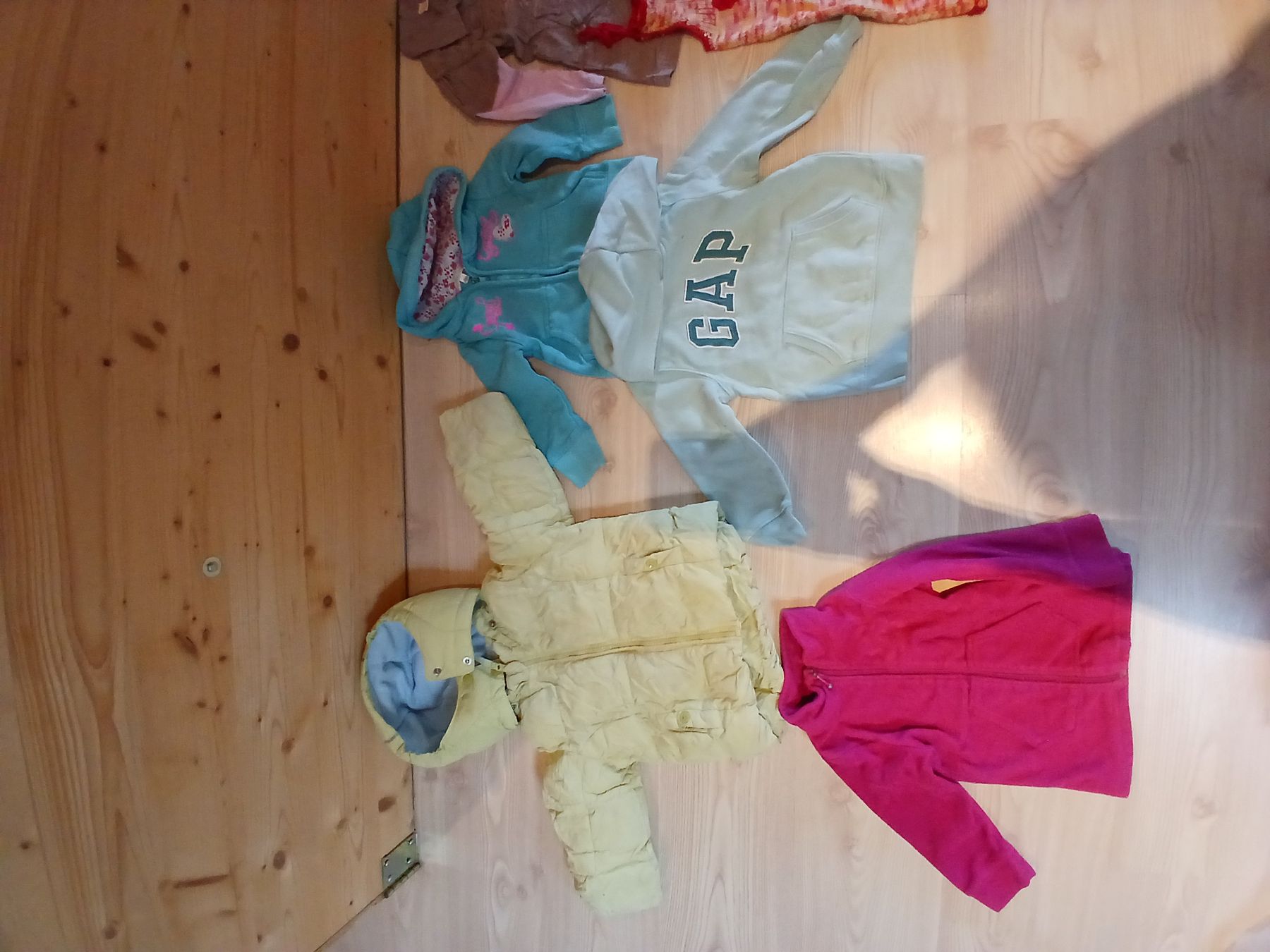 Kleiderpakete & -sets: Mädchen Kleiderpaket Gr. 92 – Gebraucht aus Dussnang von Thomasvfr800 1