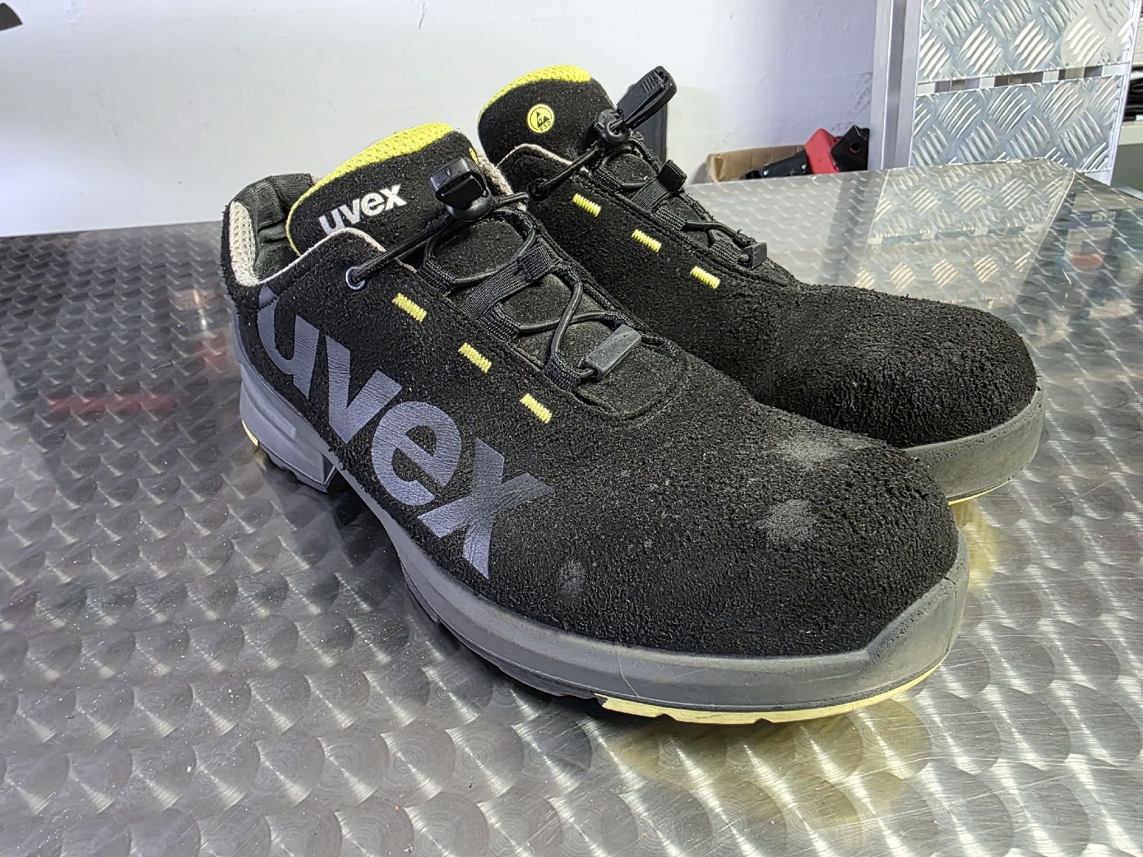 Uvex Chaussures hommes: Sicherheitsschuhe Uvex Grösse 47  – D'occasion à Reinach BL par bru_qpv2 1
