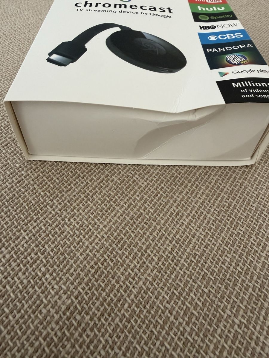 Google Audio- & Mediensysteme: Google Chromecast Streaming Device 4K in Originalbox – Neu (gemäss Beschreibung) aus Schübelbach von cha_8x7x 1