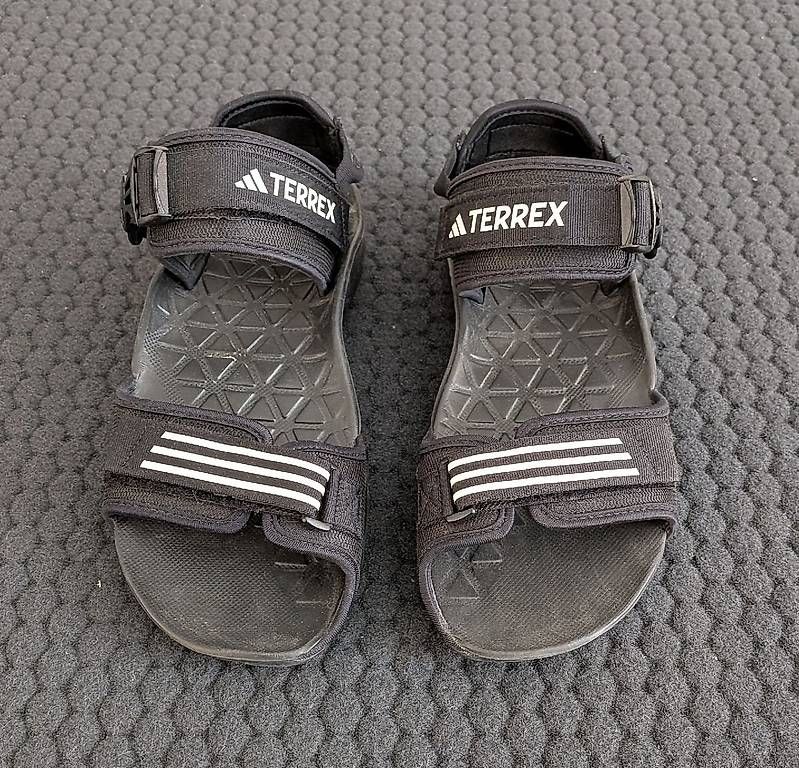 Adidas Herrenschuhe: Adidas Terrex Sandalen 44.5 – Gebraucht aus Basel von Shikari