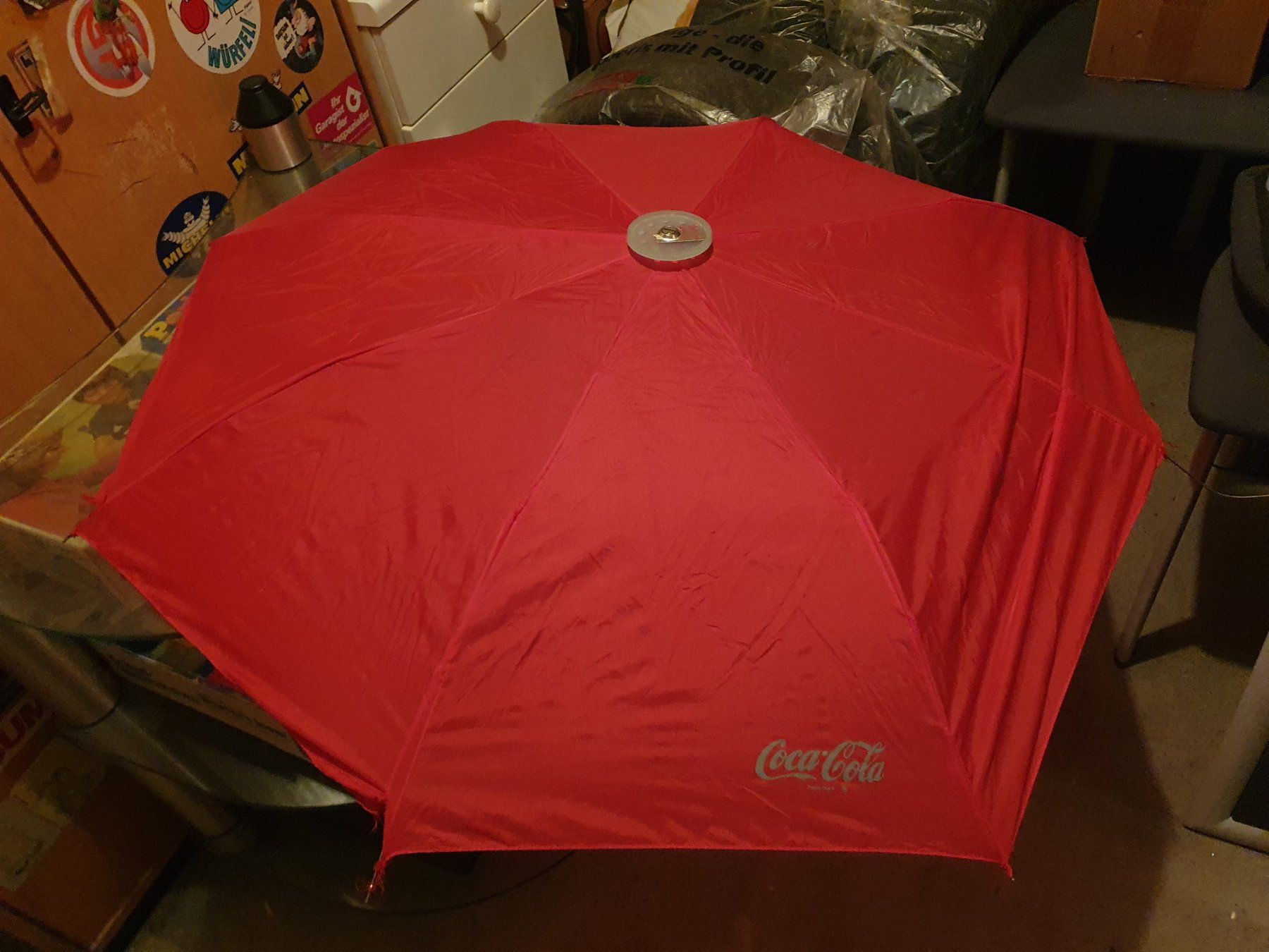 Ombrelli: Coca Cola. Regenschirm. Flasche – Usato da Alchenflüh venduto da Richiefender 1