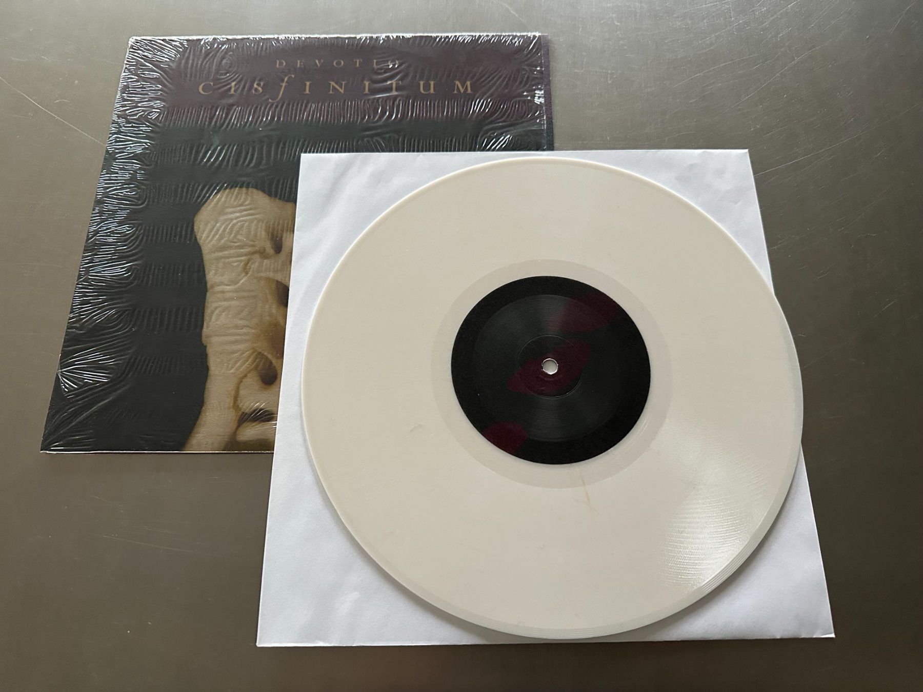 Dischi in vinile: CISFINITUM 10 DEVOTIO - DARK AMBIENT – Usato da Sion venduto da jaipur1401 2
