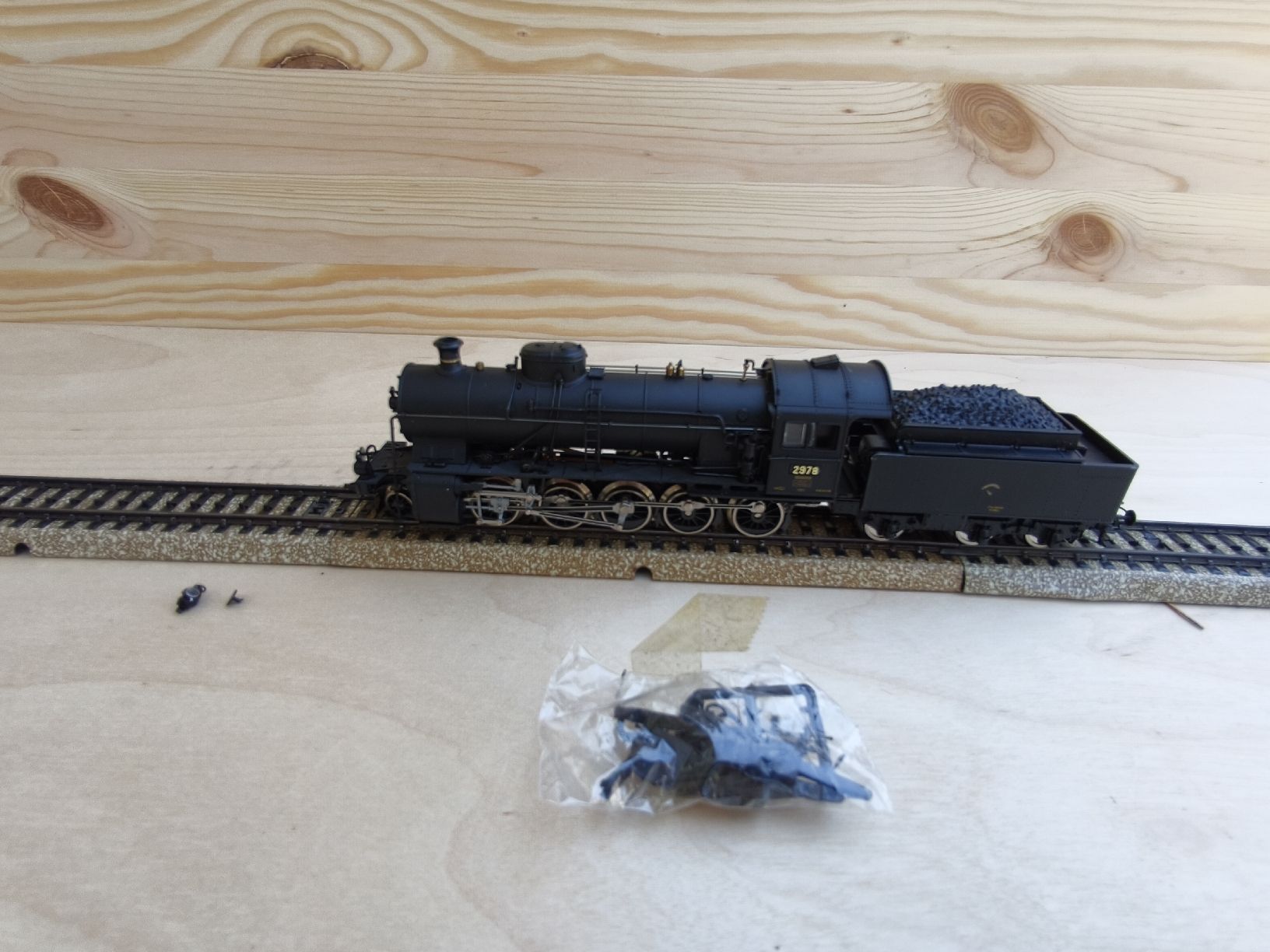 Roco Modellini di ferrovie: Roco HO Dampflokomotive C 5/6 14111A – Difettoso da Augst BL venduto da Schubrahim 7
