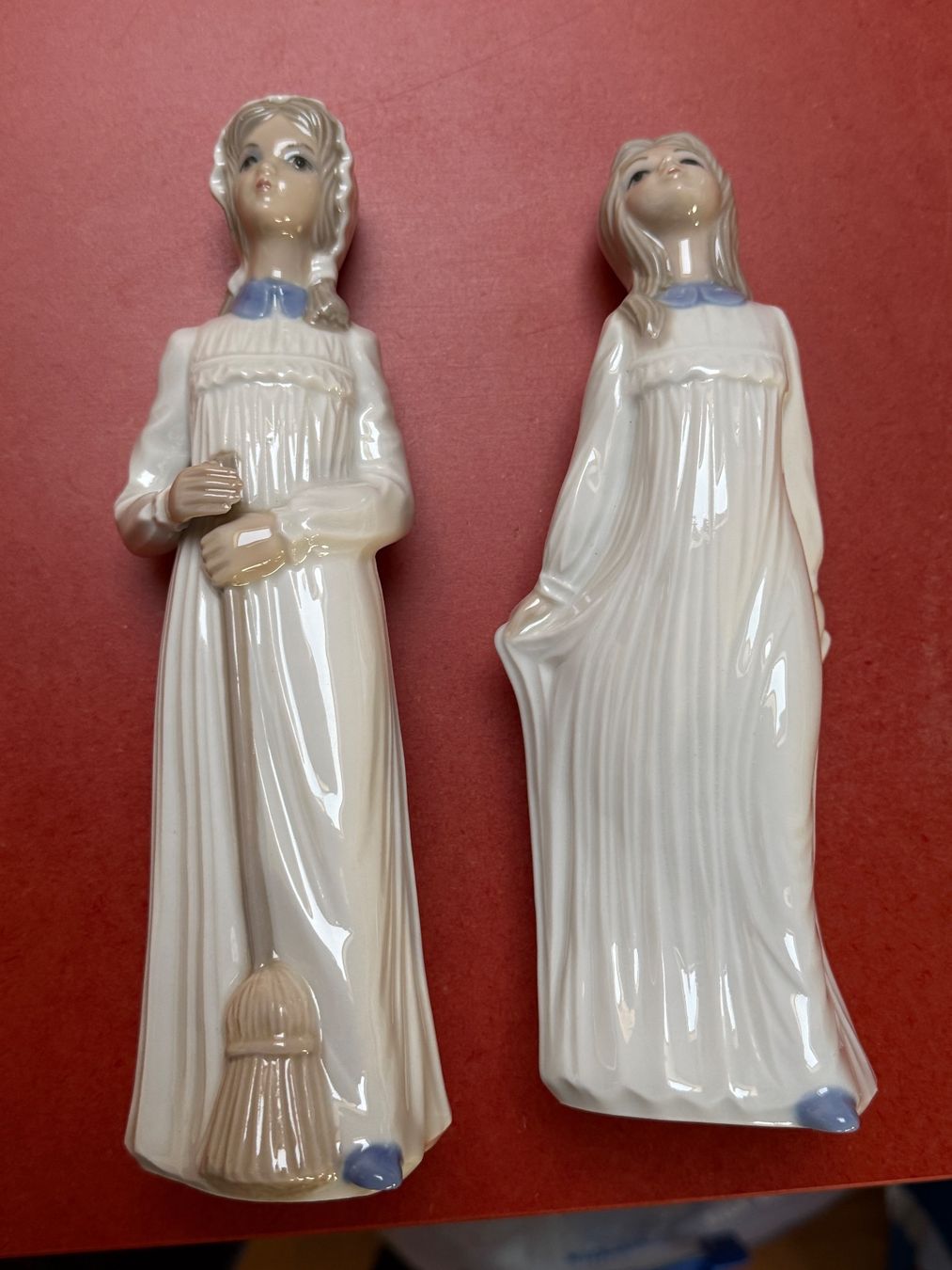 Statuette: Porzellan Figuren Tengra Mädchen – Usato da Wittwil venduto da Schnaeppli64 2