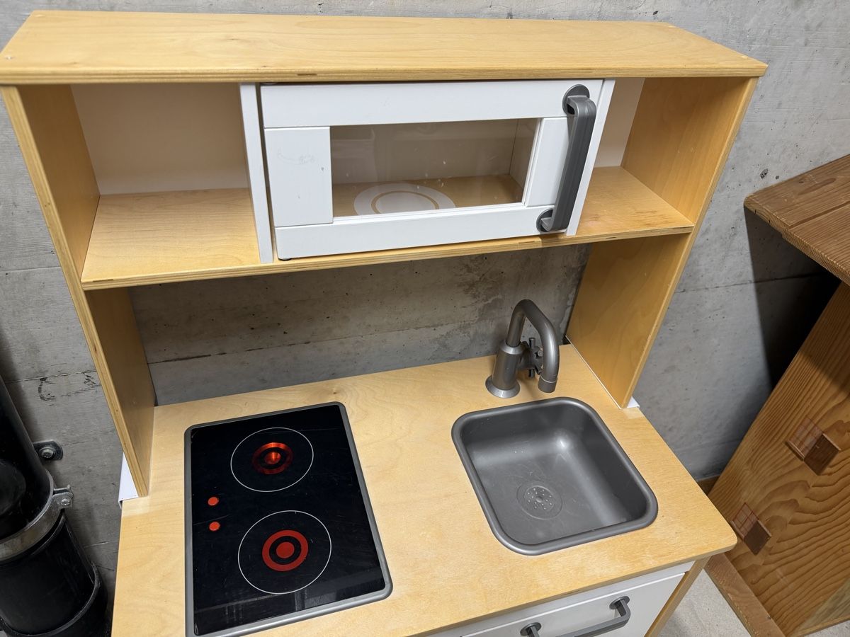 Ikea Giocattoli: Spielküche Ikea Duktig – Usato da Zürich venduto da Garfield80 1