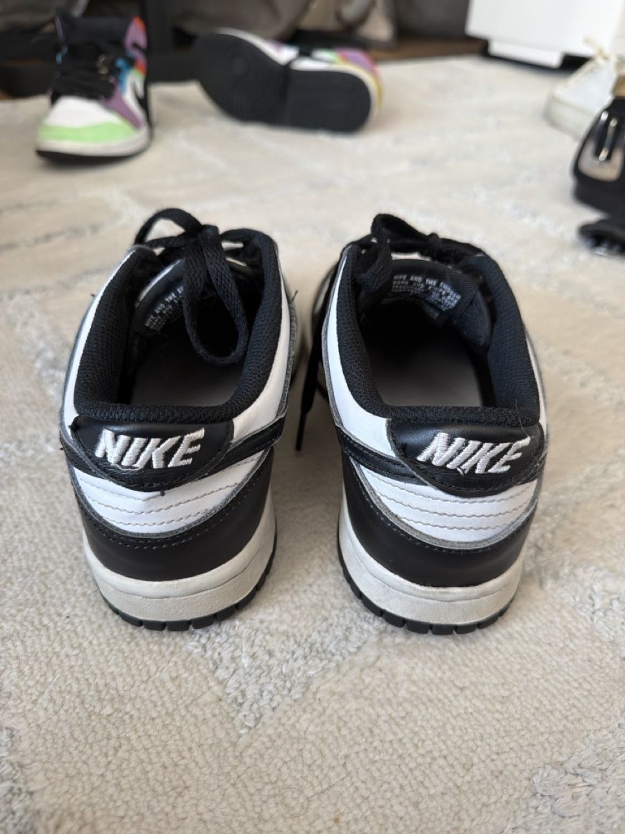 Nike Scarpe da uomo: Nike Dunk Low Black White Size 4.5Y Used – Usato da Begnins venduto da tha_7wyw 2